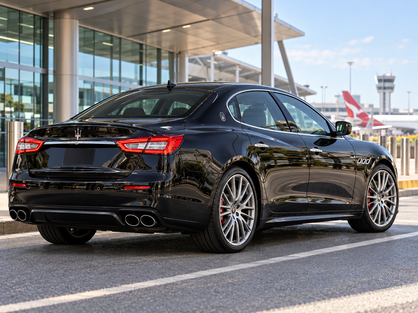 2015 Maserati Quattroporte GTS thumbnail 2